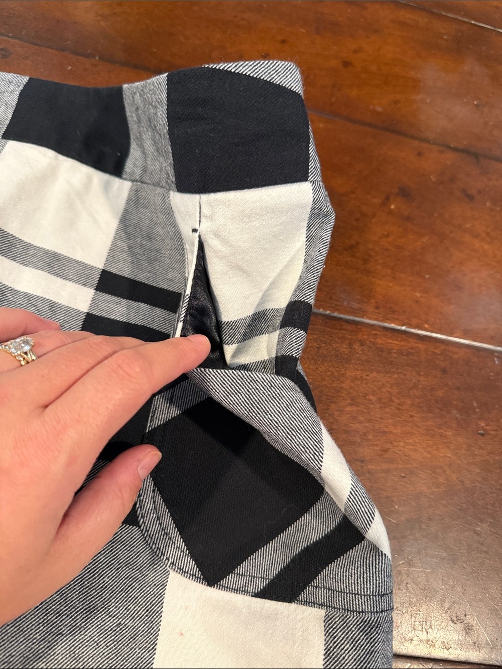 Tommy Hilfiger Black and Gray Plaid Mini Skirt - Picture 3 of 6